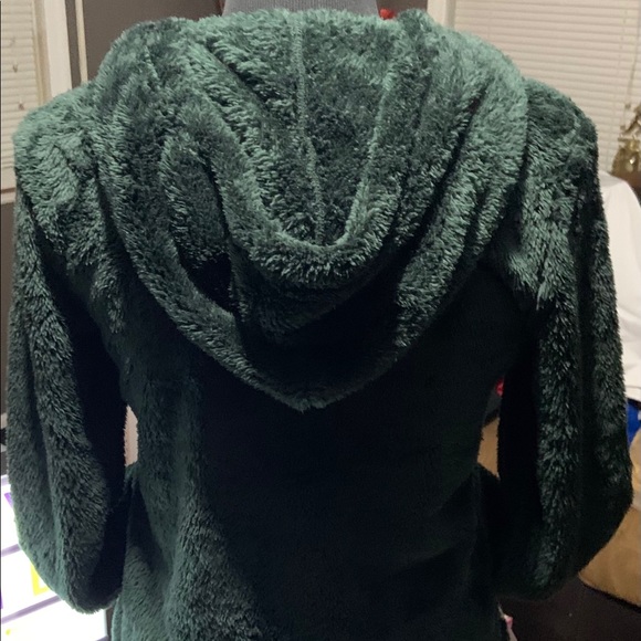 Jackets - Picture 7 of 8